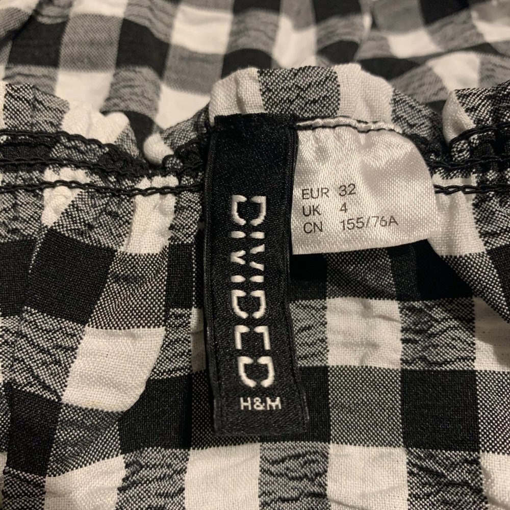 H&M Black & White Off-Shoulder Top Size XS - Picture 3 of 5